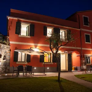  Casa vacanze Casa Gardan Italia